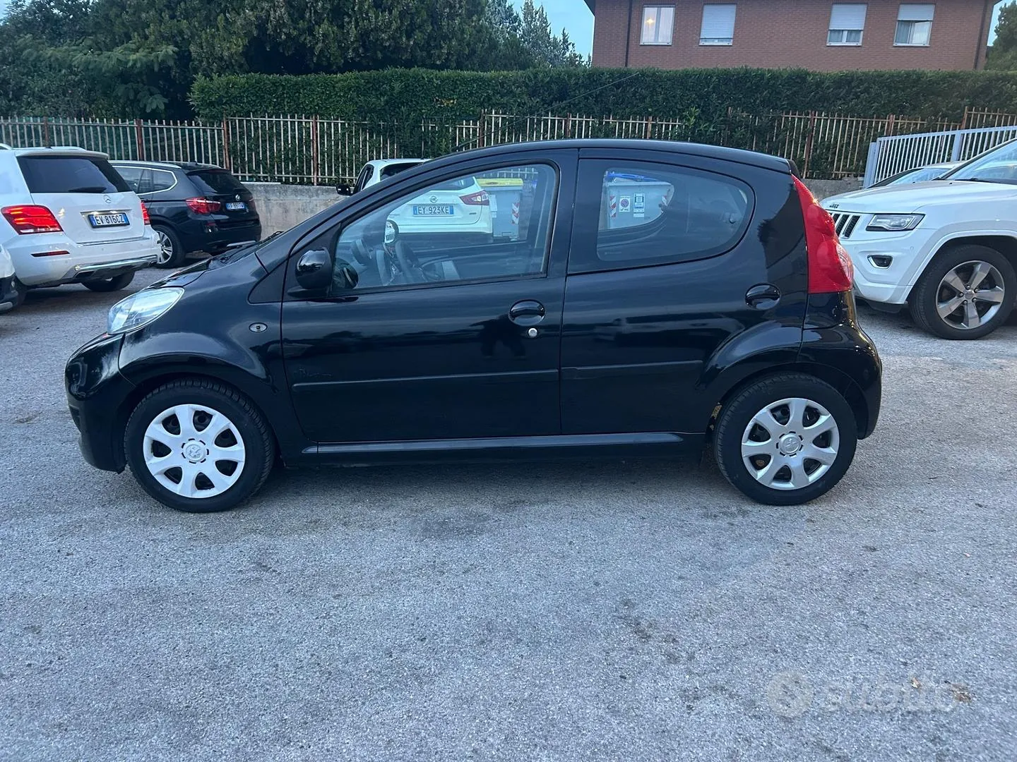 Peugeot 107 2010 photo 5