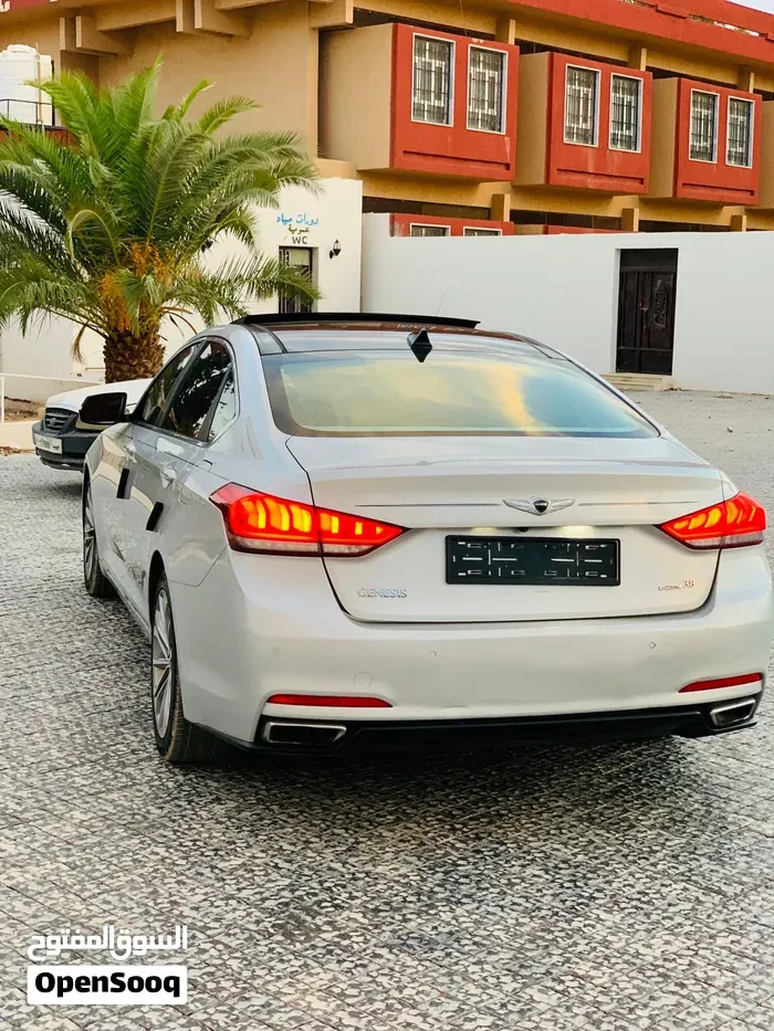 Genesis G70 2015 photo 4