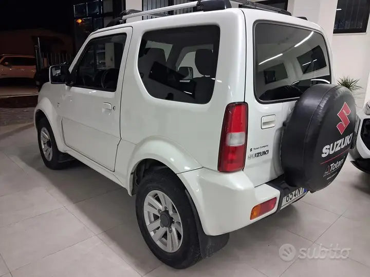 Suzuki Jimny 2014 photo 4