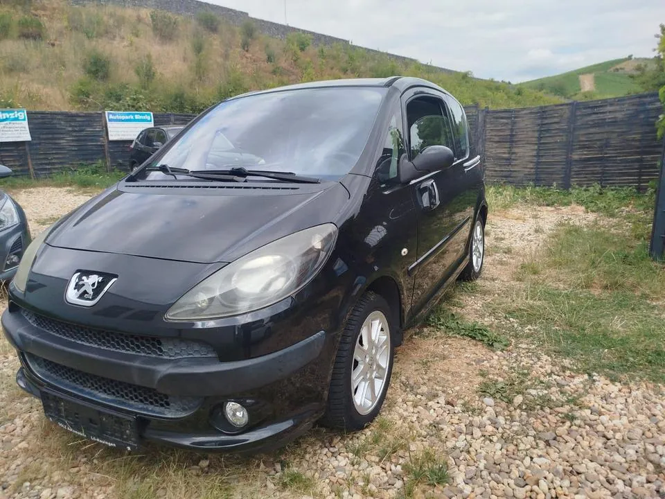 Peugeot 1007