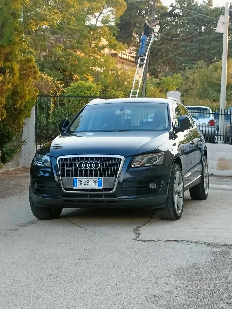 Audi Q5 2012 photo 2