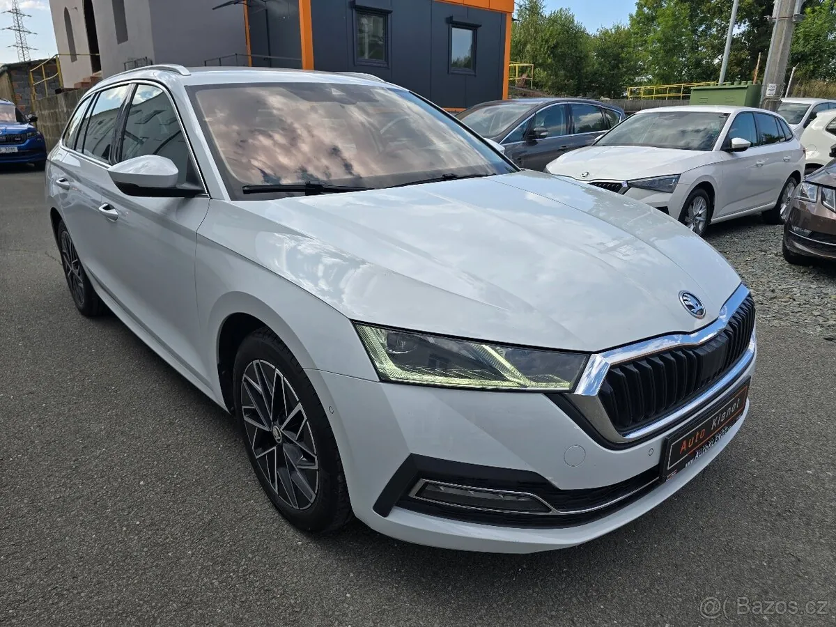 Skoda Octavia 2022 photo 2