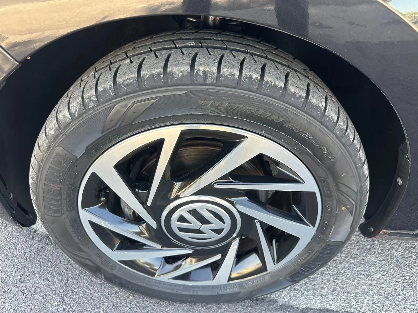 Volkswagen Up 2019 photo 3