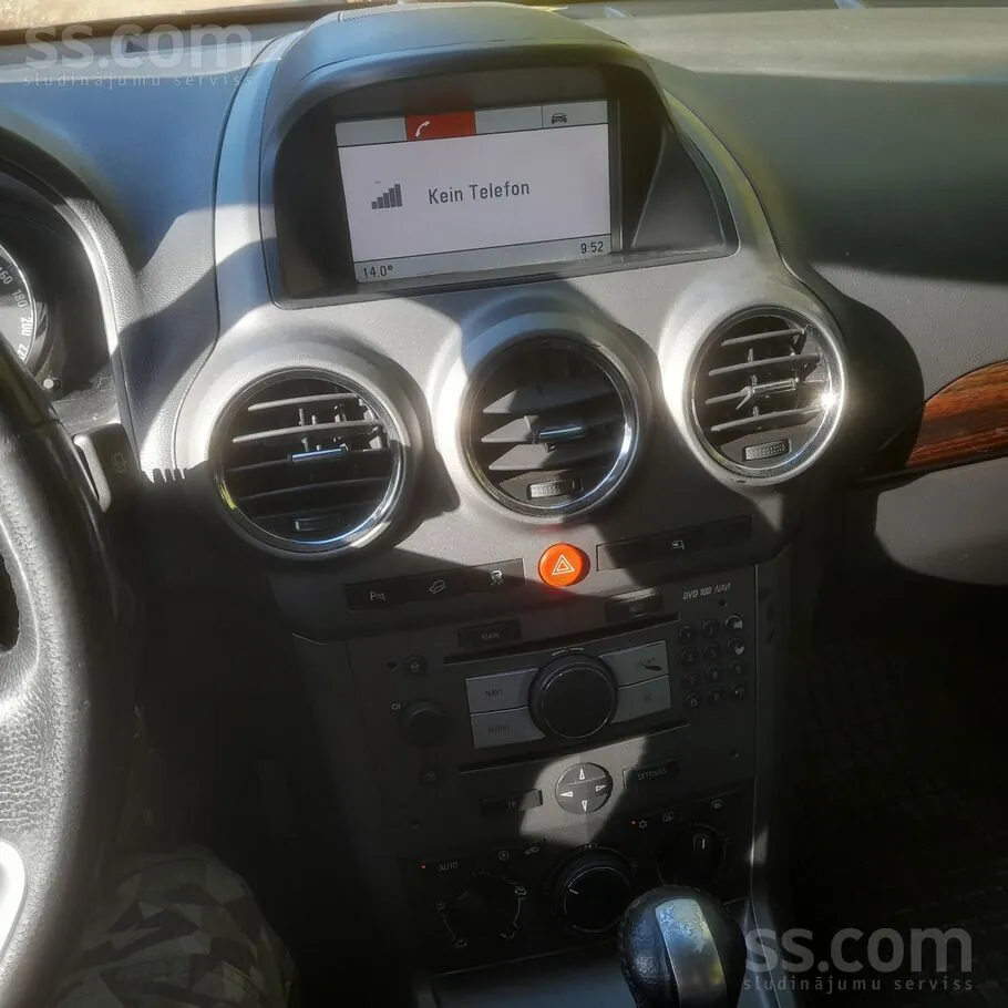 Opel Antara 2008 photo 4