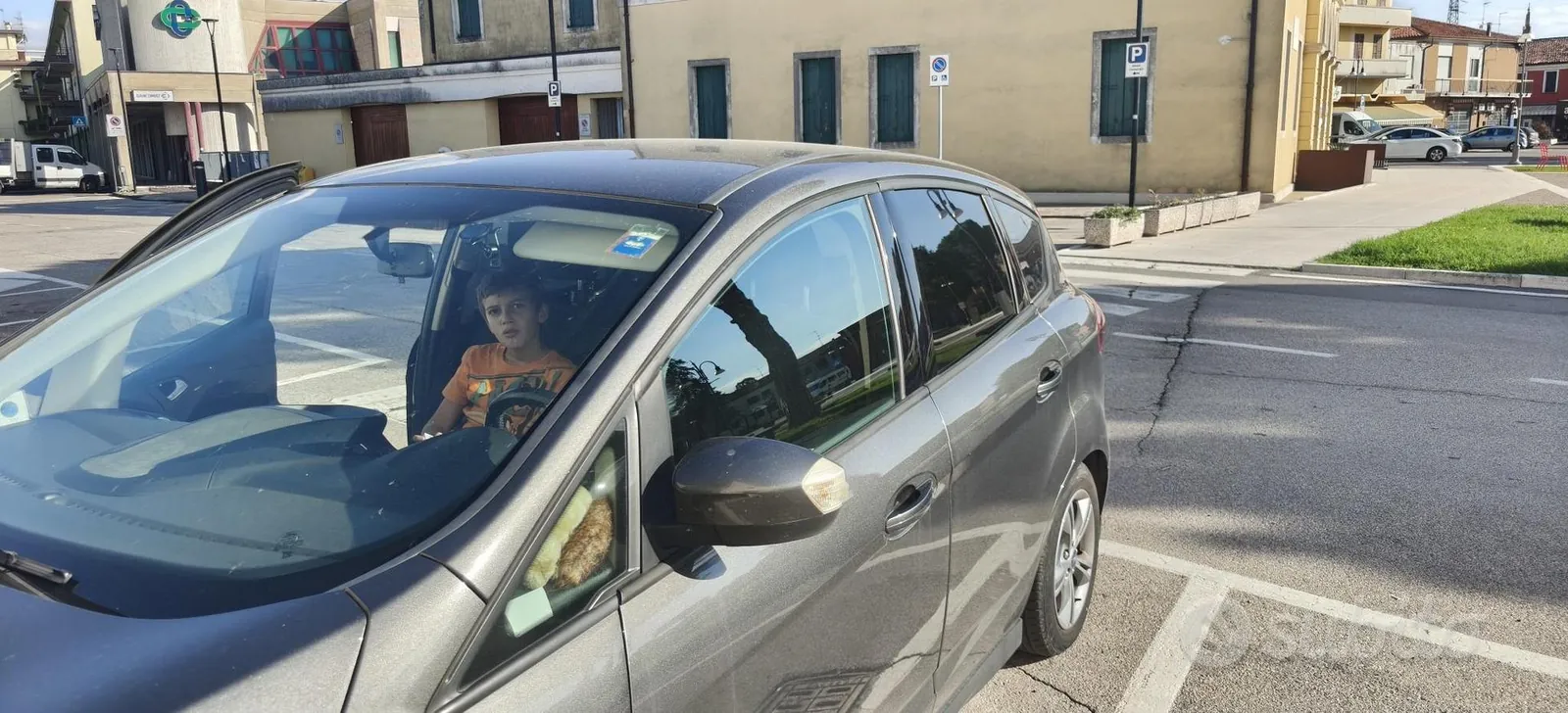 Ford C-Max 2017 photo 5