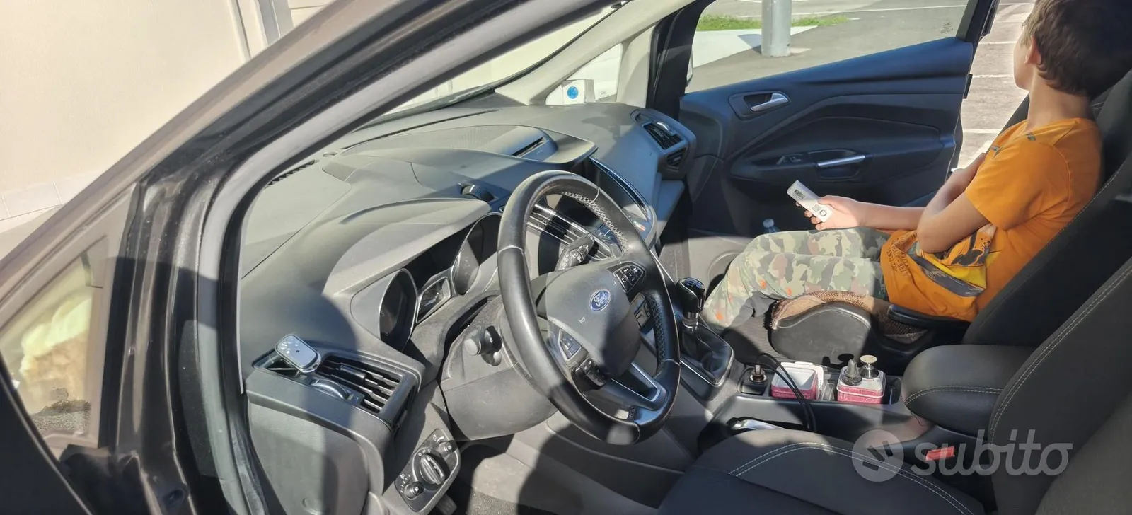 Ford C-Max 2017 photo 2