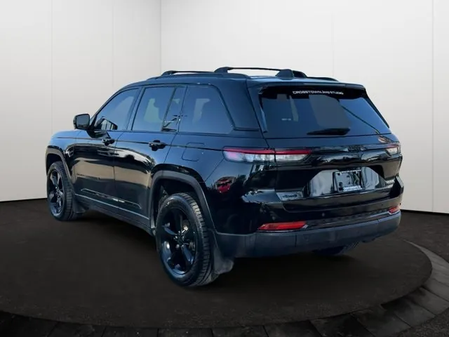 Jeep Grand Cherokee 2024 photo 4