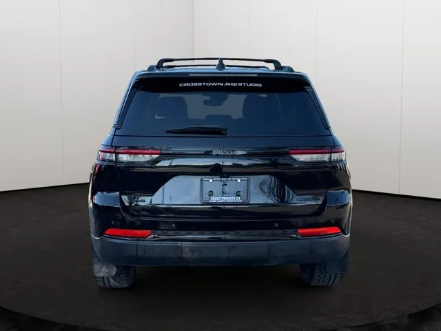 Jeep Grand Cherokee 2024 photo 5