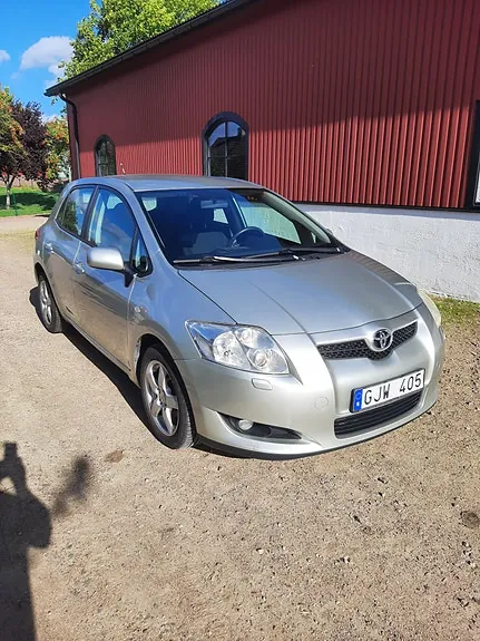 Toyota Auris 2007 photo 2