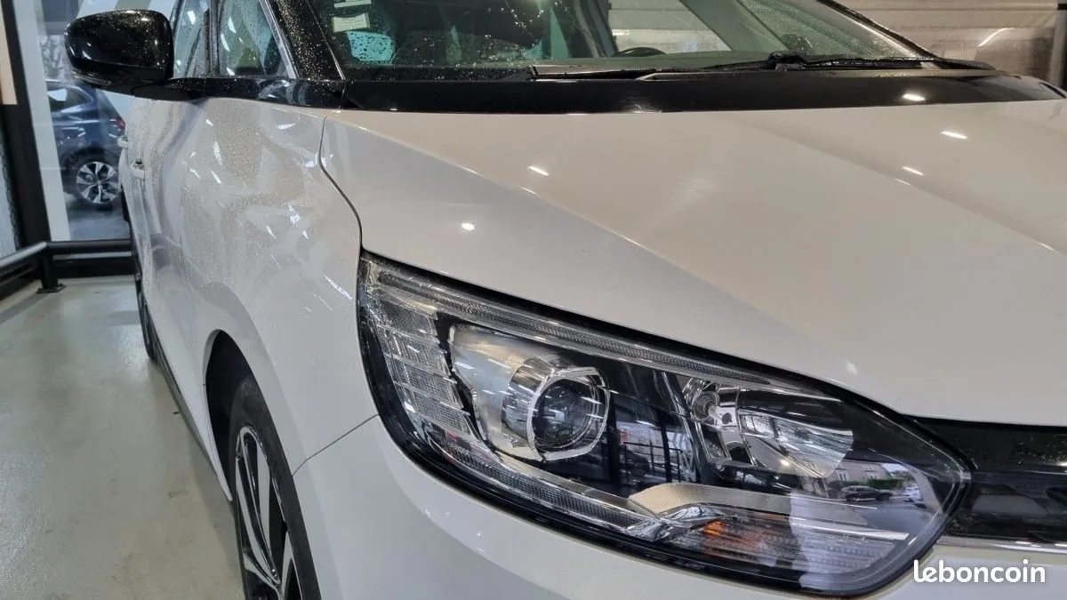 Renault Grand Scenic 2019 photo 5