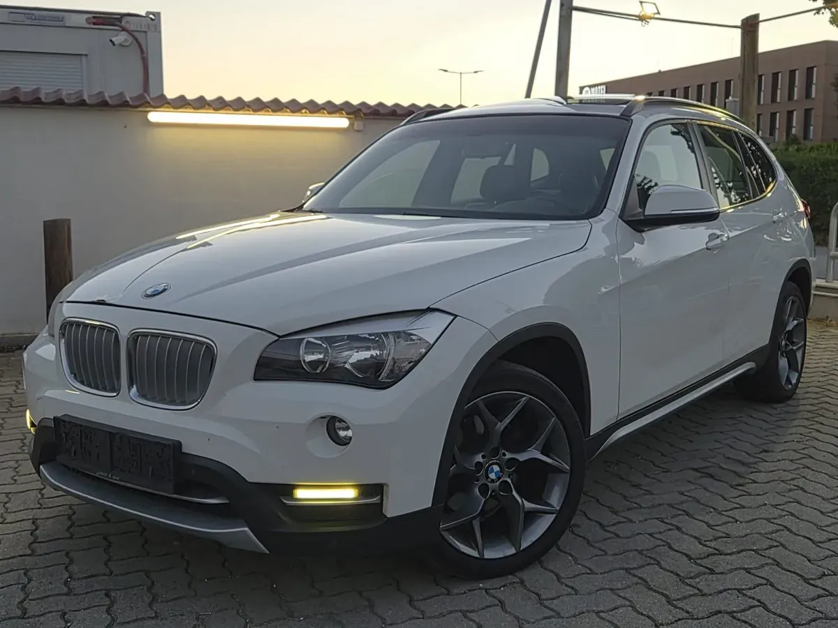 BMW X1 2012 photo 2