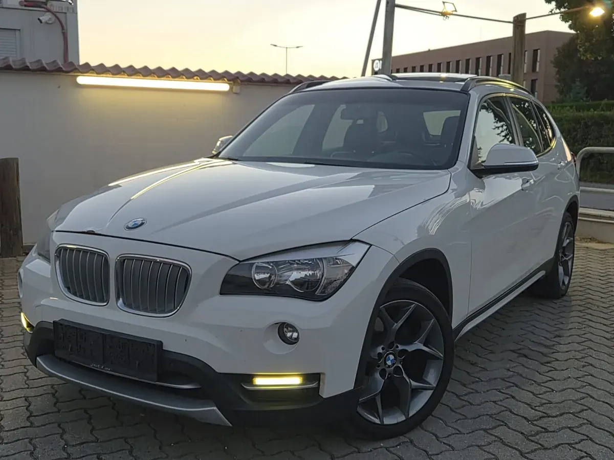 BMW X1 2012 photo 3