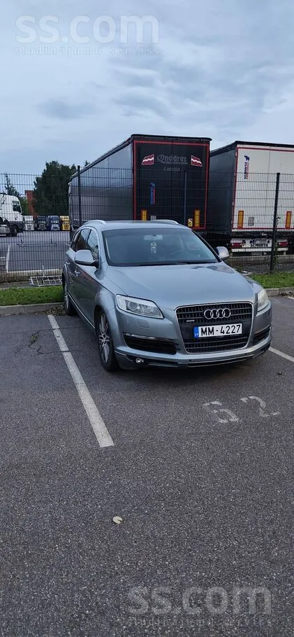 Audi Q7