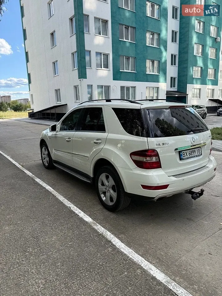 Mercedes-Benz M-Class 2011 photo 5