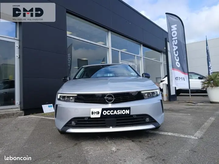 Opel Astra 2023 photo 4