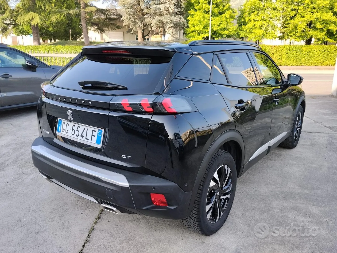 Peugeot 2008 2021 photo 4