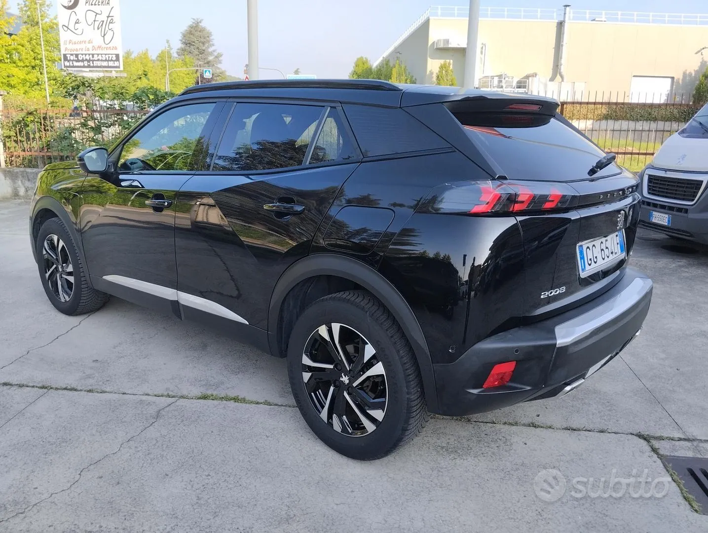 Peugeot 2008 2021 photo 3