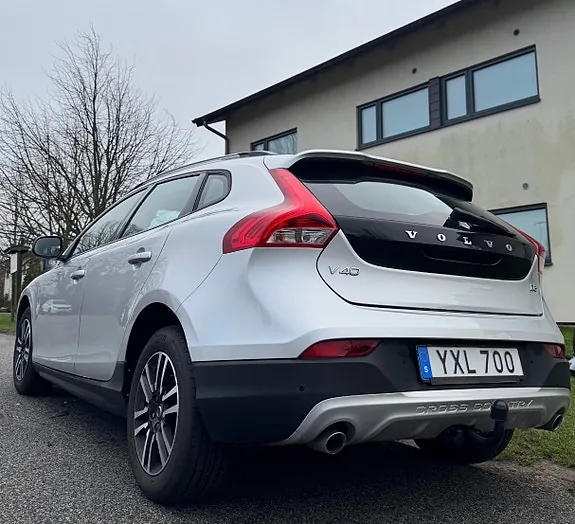 Volvo V40 Cross Country 2018 photo 4