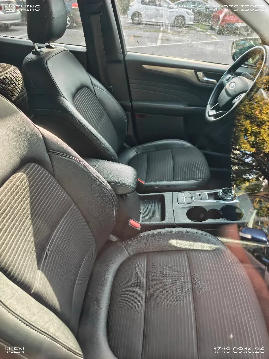 Ford Kuga 2021 photo 3