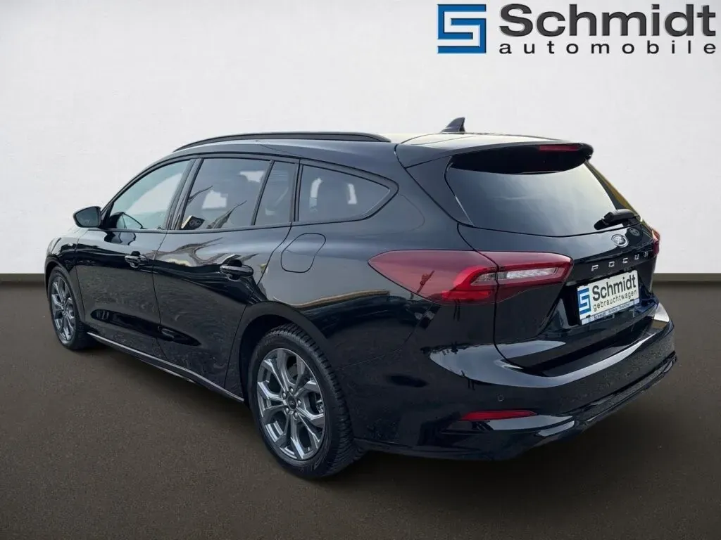 Ford Focus 2024 photo 3