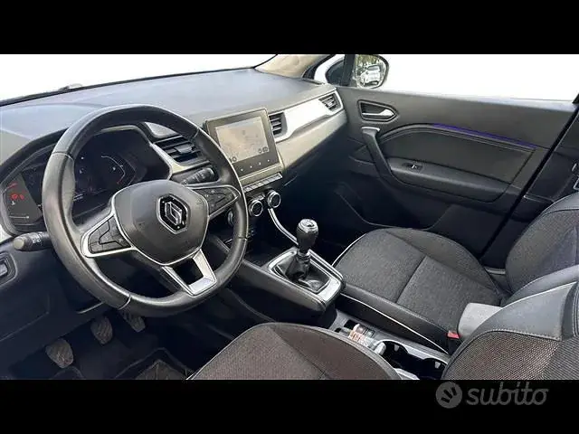 Renault Captur 2023 photo 3