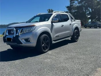 Nissan Navara 2018 photo 2