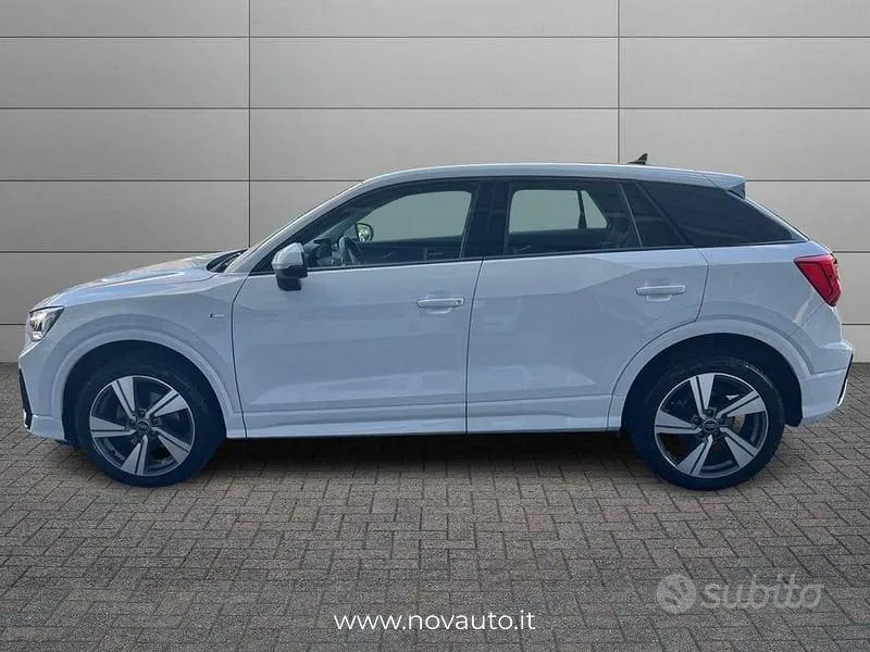 Audi Q2 2023 photo 2