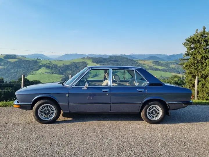BMW 5 Series 1975 photo 2