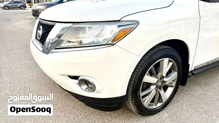 Nissan Pathfinder 2013 photo 4