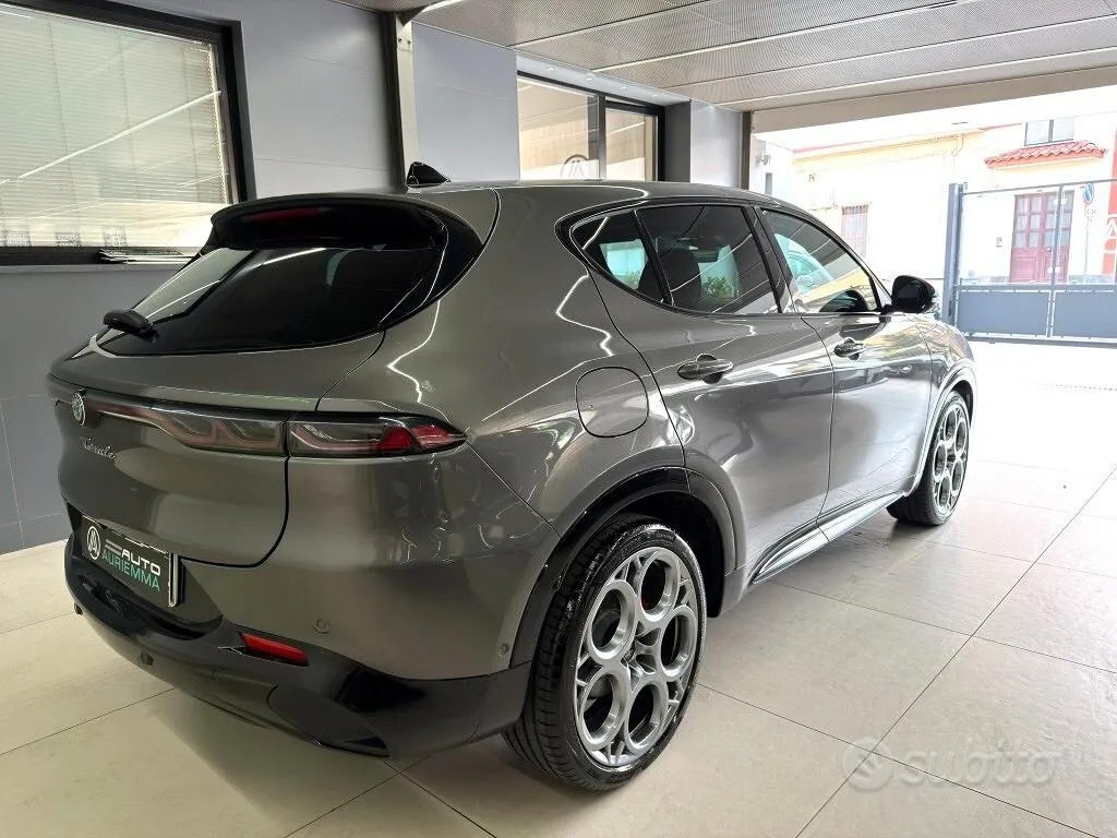 Alfa Romeo Tonale 2025 photo 4