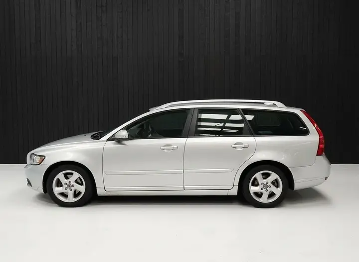 Volvo V50 2012 photo 4