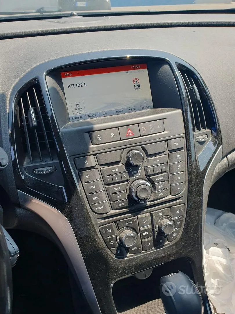 Opel Astra 2016 photo 2