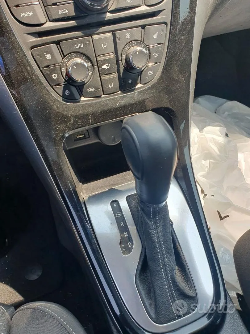 Opel Astra 2016 photo 3