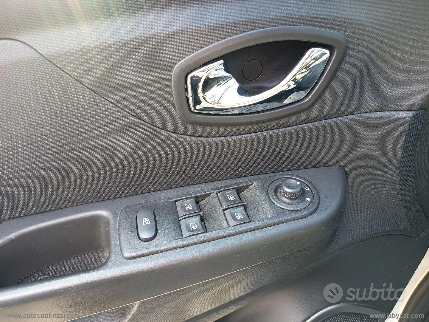 Renault Captur 2015 photo 4