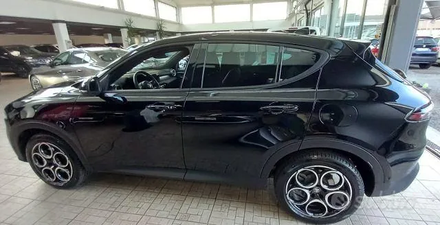 Alfa Romeo Tonale 2025 photo 4