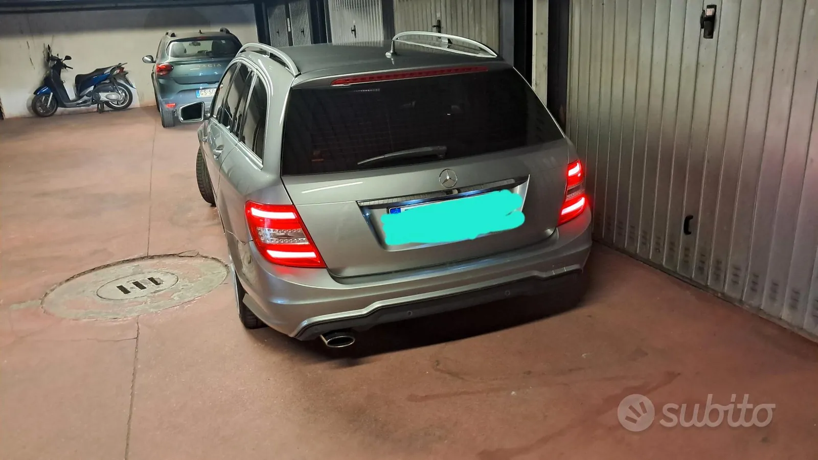 Mercedes-Benz C 200 2012 photo 3