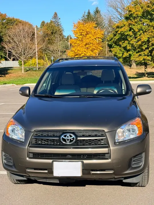 Toyota Rav4 2012 photo 2
