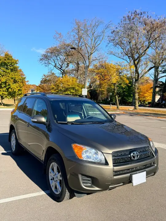 Toyota Rav4 2012 photo 3