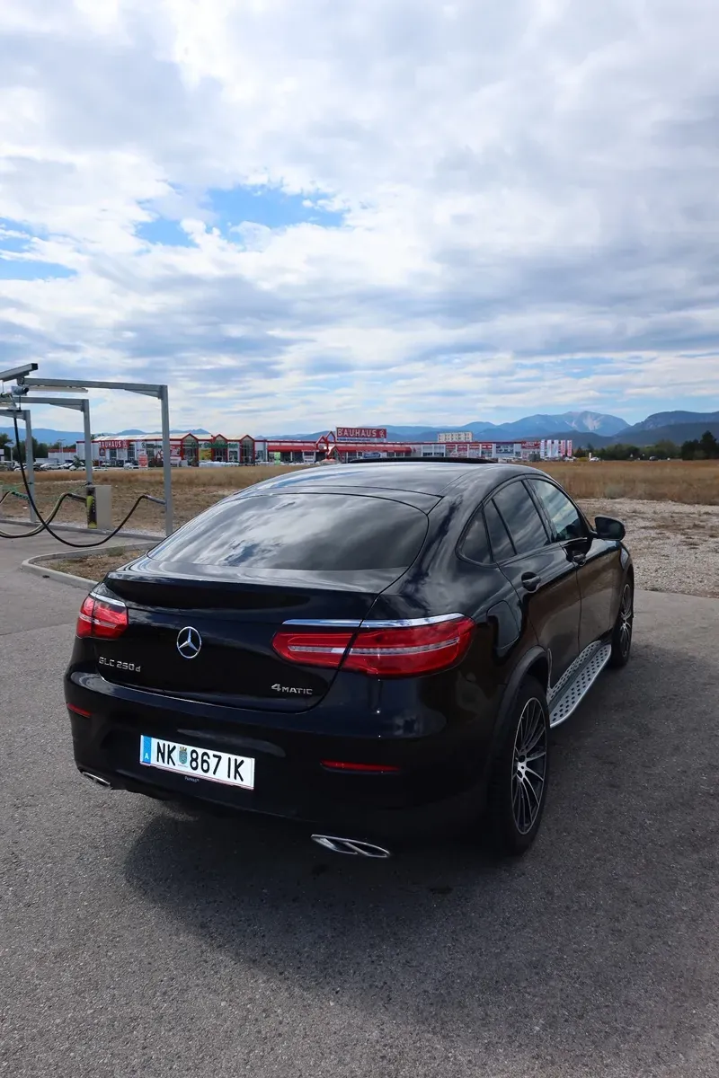 Mercedes-Benz Glc-Class 2017 photo 2