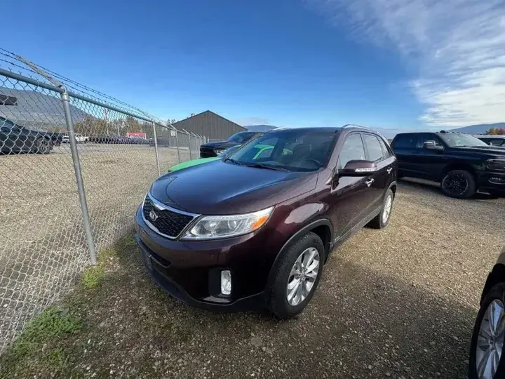 Kia Sorento 2015 photo 2