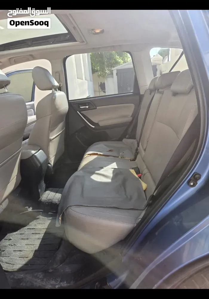 Subaru Forester 2018 photo 2