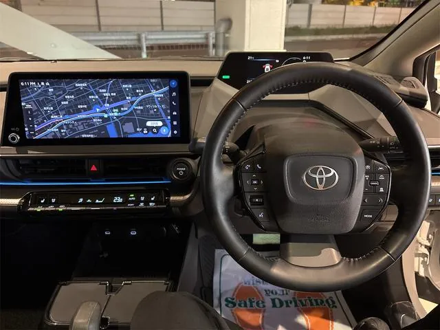 Toyota Prius 2024 photo 2