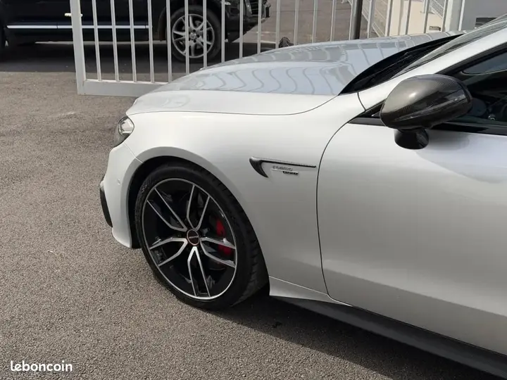 Mercedes-Benz E-Class 2019 photo 3