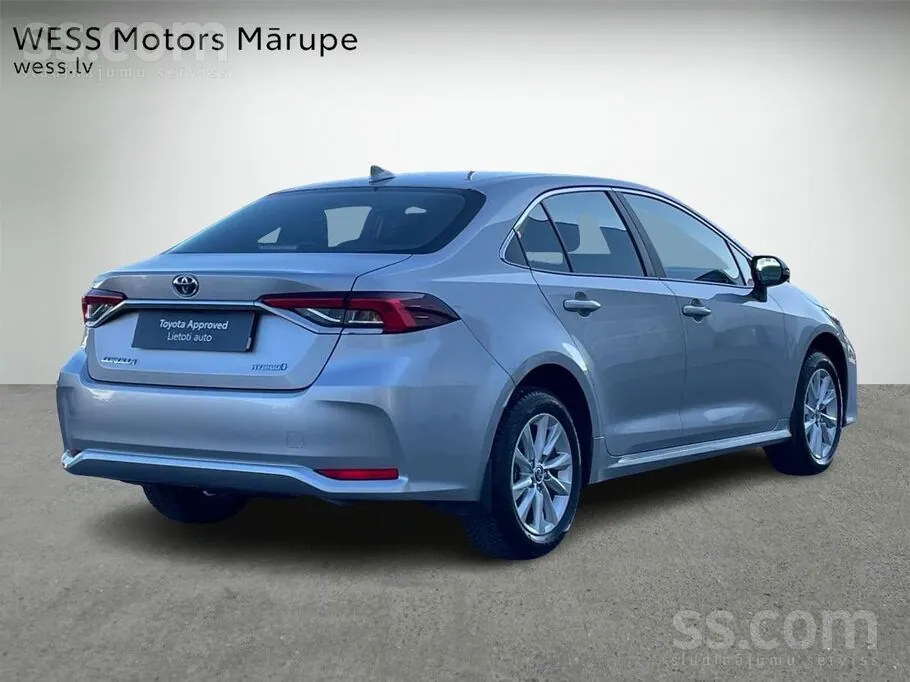 Toyota Corolla 2023 photo 2