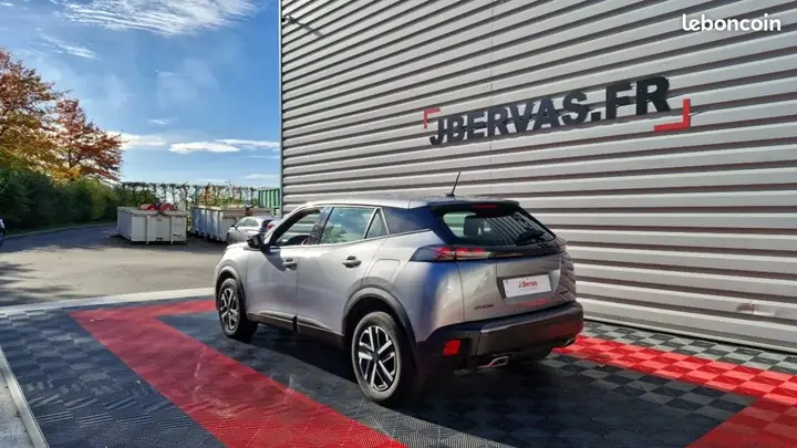 Peugeot 2008 2025 photo 5