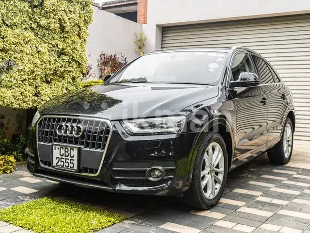 Audi Q3 2013 photo 2