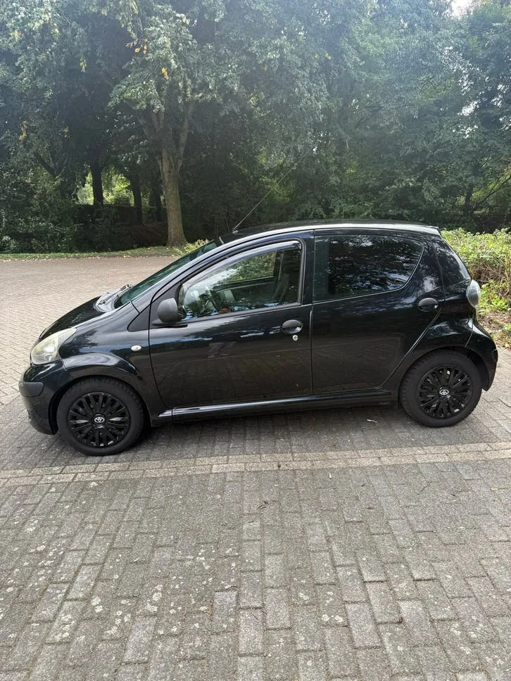 Toyota Aygo 2008 photo 3
