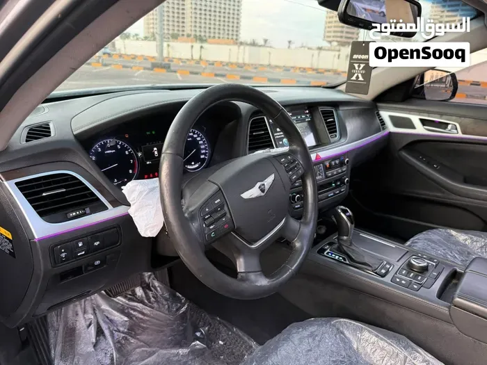Genesis G80 2016 photo 2