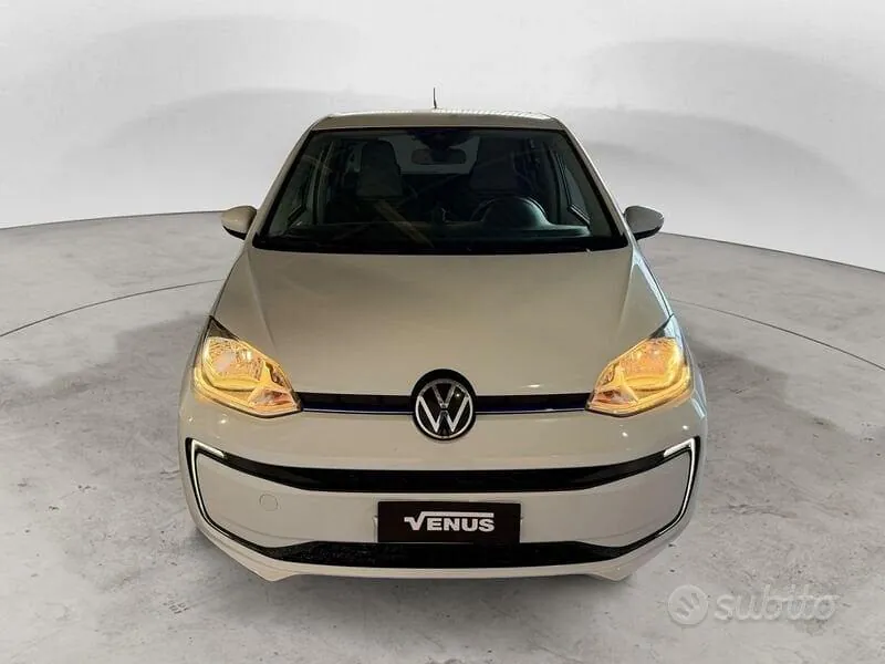 Volkswagen E-Up! 2021 photo 2