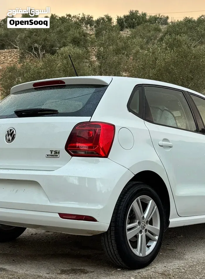 Volkswagen Polo 2015 photo 4